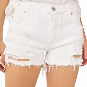 NWT Free People We The Free ‘Maggie’ Mid Rise Denim Shorts 28